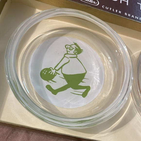 Vintage Galaxy Ash Tray Set - Picture 2 of 4